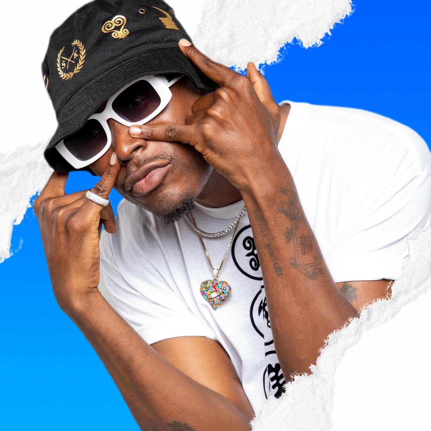 E.L shares strobe-lit video for ‘Sudwe’ featuring Joey B & Tulenkey – WATCH