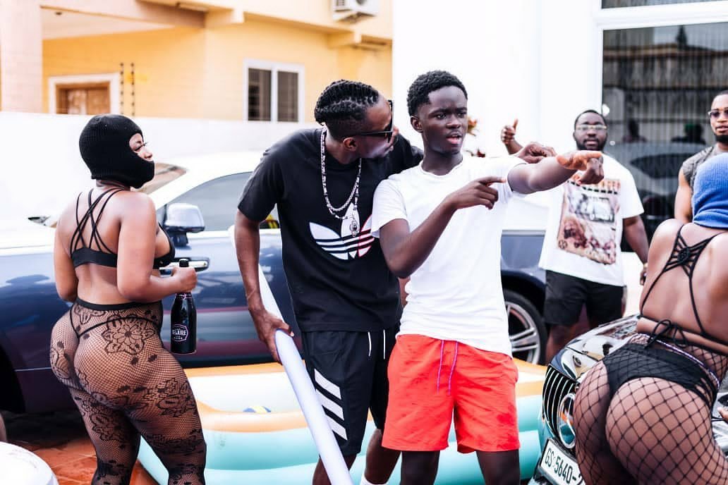 Watch: Kwaw Kese’s video for ‘BumBum’ feat. Yaw Tog, Ypee, Akata Yesu and Skonti